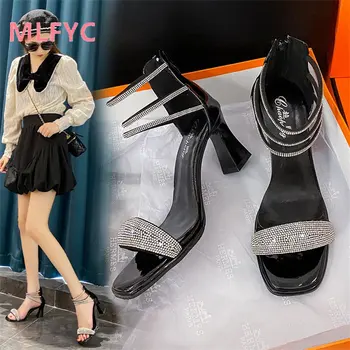 Дамски сандали с кристали, нов стил, римска обувки на дебелите обувки с квадратни пръсти и пола, дамски модни ежедневни сандали за лятото 2023